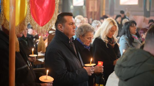 a facut dar a si cerut catalin chereches o enormitate ar fi plecat din tara cu mama bogata careia i a cedat toata averea lui acum un an el primar sarac are doar 16 mp