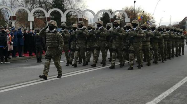 la parada militara de pe 1 decembrie de la alba iulia vor fi peste 1 000 de militari inclusiv polonezi si francezi