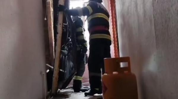 explozie puternica in galati din cauza unei butelii un apartament a fost distrus complet foto