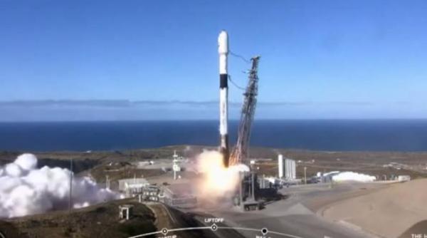 coreea de sud a lansat un satelit spion replica la satelitul coreei de nord video