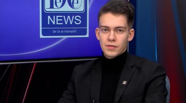 cum ajunge un tanar in cel modul in care se impaca politica si scoala in contextul in care regulamentele din invatamant interzic politica video