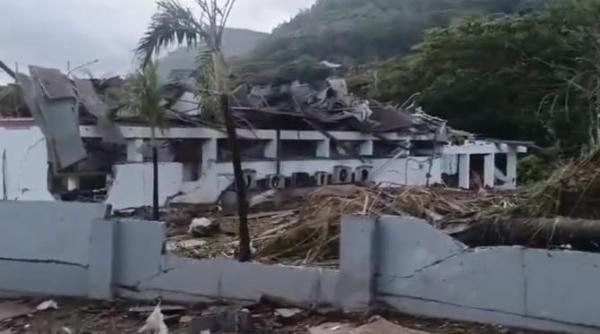 este stare de urgenta in seychelles arhipelagul a fost lovit de o explozie si inundatii video