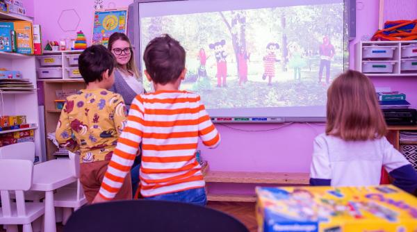 galati terapii cu ajutorul tehnologiei pentru 20 de copii cu autism