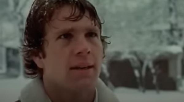 doliu in lumea filmului actorul ryan o neal din love story a incetat din viata