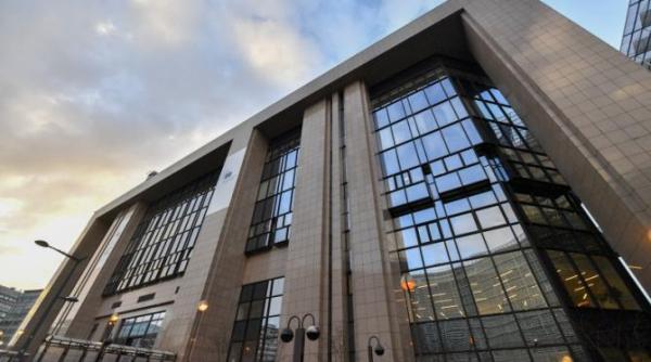 consiliul ue adauga noi sanctiuni referitoare la dronele iraniene folosite de rusia impotriva ucrainei