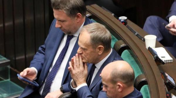 tribunalul constitutional polonez ameninta sa complice planurile viitorului guvern pro european al lui donald tusk