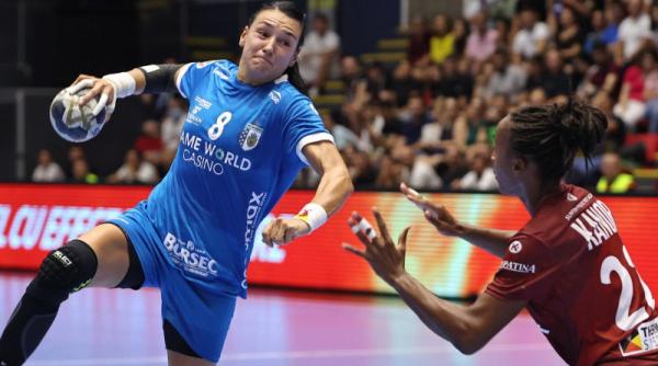 s a retras hagi din handbal din echipa nationala iarta ne cristina neagu ca nu te am apreciat cat ai meritat