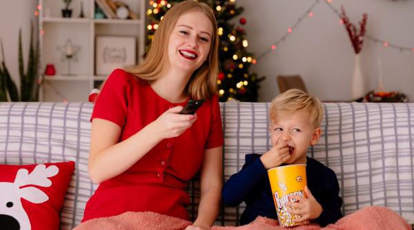 care sunt cele mai bune 10 filme de craciun de vazut cu familia