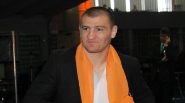 catalin morosanu gest superb in ring cu mihai gabriel burian tanarul recuperat spectaculos dupa un accident grav