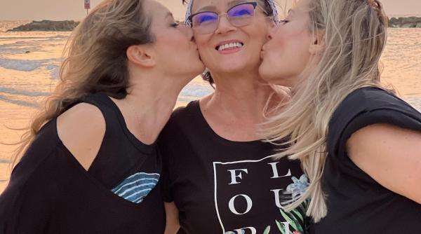 a murit mama laurei cosoi