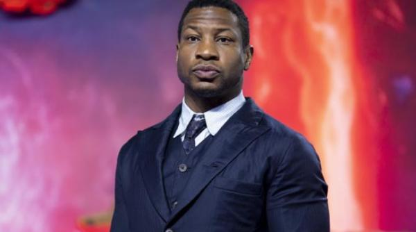 actorul jonathan majors vinovat pentru agresarea unei foste iubite se obisnuise sa exercite presiuni psihologice si emotionale a fost dat afara din universul marvel foto