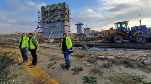 robert cazanciuc bani pentru electrificarea si modernizarea garilor de pe traseul bucuresti nord giurgiu nord