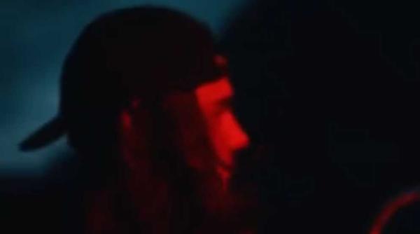 un cantaret din bucuresti a fost retinut dupa ce si ar fi batut crunt iubita din gelozie