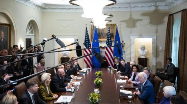 ue se alatura sua impotriva atacurilor comise de rebelii houthi actiunile iresponsabile ale houthi reprezinta o amenintare la adresa libertatii de navigatie in marea rosie