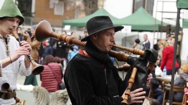cimpoierii au disparut din romania paula popoiu poate ar trebui sa intervina ministerul educatiei video