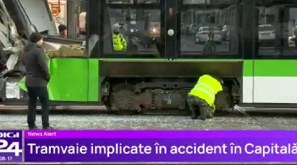 accident intre doua tramvaie in bucuresti in dimineata de ajun s au lovit frontal trei persoane au ajuns la spital