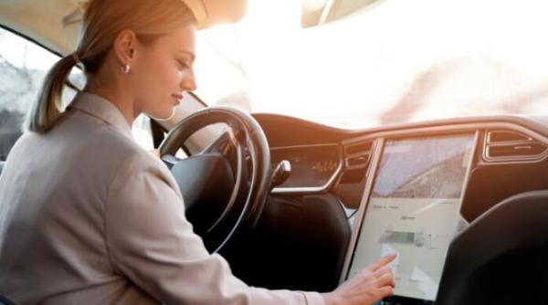 masinile care se conduc singure ar putea fi pe drumurile din marea britanie pana in 2026 spune secretarul de transport