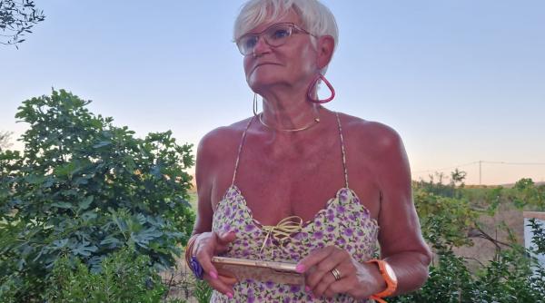 monica tatoiu ritual de revelion chilotul rosu sa fie nou ca sa nu fie decolorat