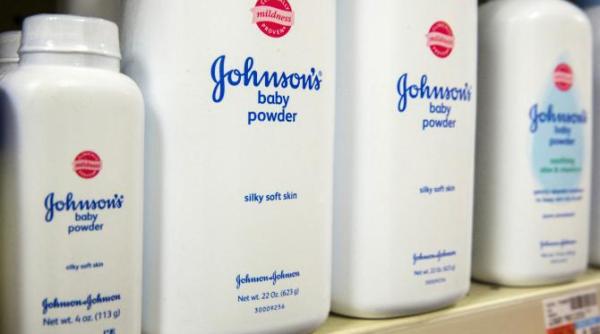 produsele johnson johnson contaminate cu azbest care cauzeaza cancer compania a fost data in judecata
