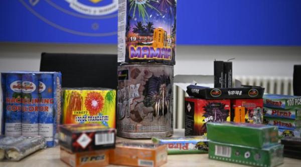 politia a declarat razboi petardelor peste 150 de articole pirotehnice au fost confiscate si intocmite sute de dosare penale