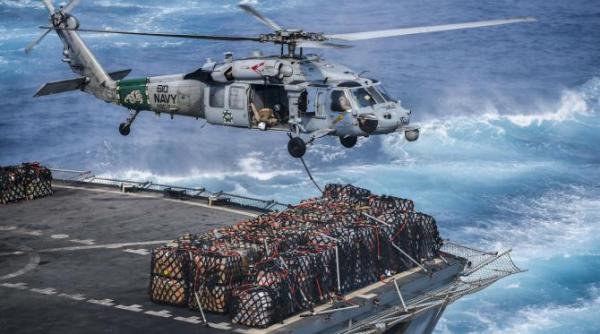 de data asta nu au mai scapat elicopterele americane de pe un portavion au trimis pe fundul marii mai multe ambarcatiuni pro iraniene