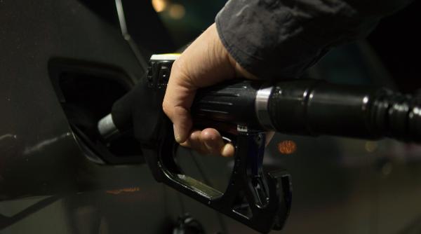 benzina si motorina mai scumpe astazi 1 ianuarie 2024 pretul dupa cresterea accizelor