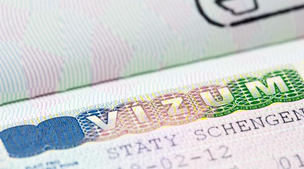 romania are alt statut in schengen catalin predoiu votam in schengen ne spunem parerea avem stampila schengen