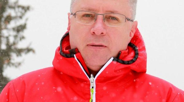 tanar rapit salvat dupa ce a trimis un mesaj la intamplare catre salvamont sabin cornoiu situatie care poate fi incadrata la minune