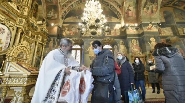 vasile ioana cum si cand folosim corect agheasma mare situatiile in care se ia cu binecuvantarea duhovnicului