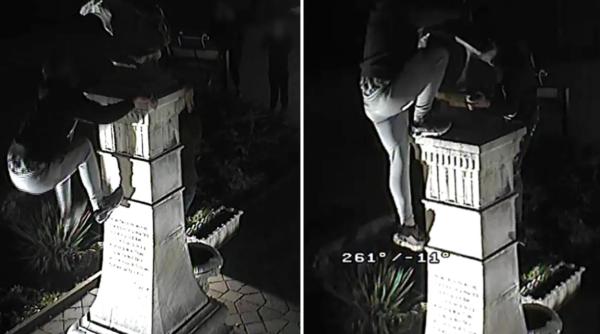 o statuie a lui mihai eminescu vandalizata de cinci tineri in toiul noptii