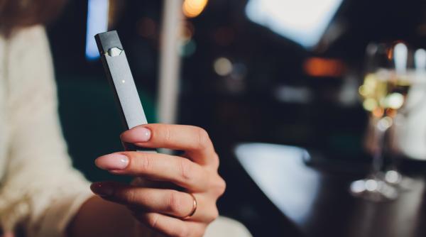 noi strategii pentru reducerea riscurilor asociate fumatului dezbatute in cadrul conferintei internationale e cigarette summit de la londra