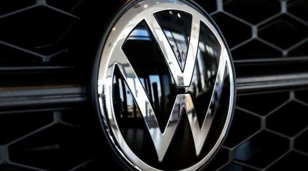 protestele fermierilor din germania au perturbat activitatea uzinei volkswagen