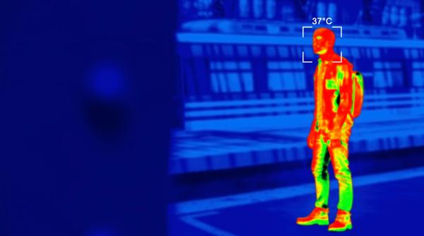 un barbat care s a pierdut noaptea pe camp a fost gasit cu echipamente de termoviziune