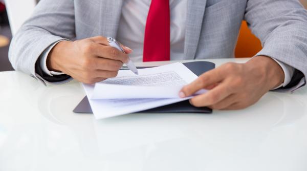 steve bonica romanul care s a mutat in sua dupa ce a ramas apatrid si a schimbat si numele l am dezamagit pe tatal meu si am renuntat la vasile