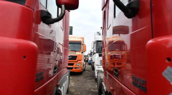 circulatie restrictionata pe prima banda in afumati protestul transportatorilor continua