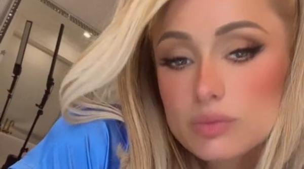 paris hilton celebreaza primul an de viata al copilului sau cu un mesaj emotionant