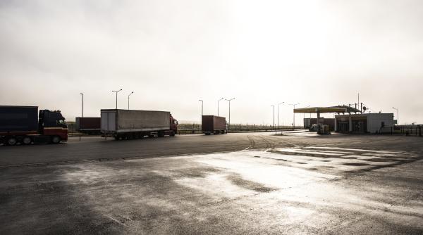 zeci de camioane internationale blocate la granita bulgariei cu romania are legatura cu aderarea la schengen