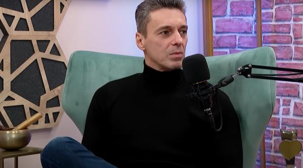 mircea badea dialog intim cu teo despre fericire mi se pare o stare tampa nu exista e o prostie eu cred in durere