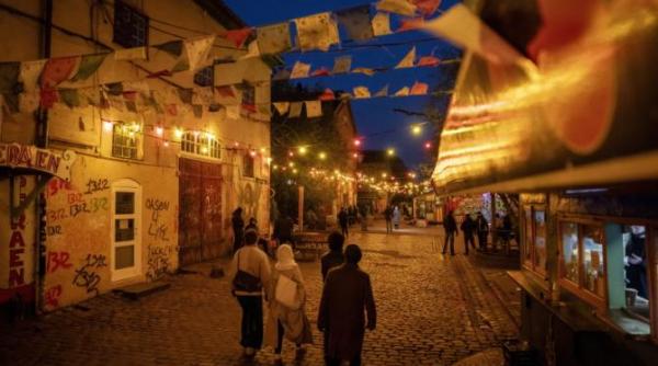 danemarca inchide pusher street din cartierul christiania un fost paradis hippie strada a devenit celebra pentru traficul de canabis