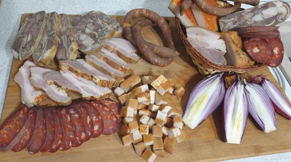 targ de produse traditionale romanesti in curtea ministerului agriculturii