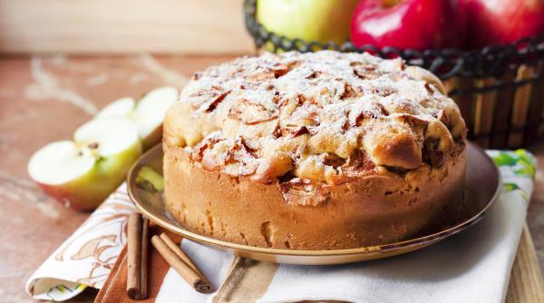 prajitura de dieta cu mere si scortisoara reteta care nu contine multe calorii