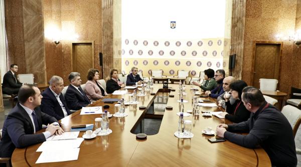 s a cazut de acord asupra unei cresteri a fondului de salarii cu 15prc pentru sectorul sanitar