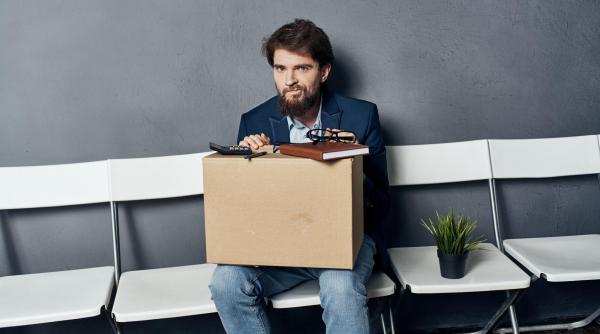 numai angajat la meta si microsoft sa nu fii concedieri in masa in sectorul it