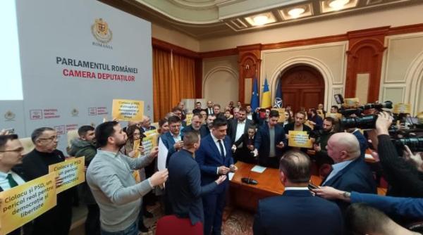 aur protest in sala de grup a psd nu vrea comasarea alegerilor
