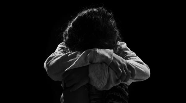 alexandra victima a bestiei cu chip de mama traim si supravietuim in tara unde bataia este inca rupta din rai