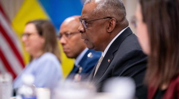 lloyd austin si a cerut scuze pentru ca nu a anuntat cand a fost internat in spital nu am gestionat asta corect imi asum intreaga responsabilitate