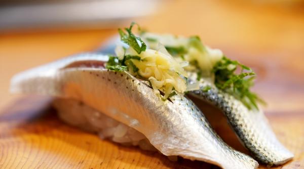 un barbat a murit dupa ce a mancat un peste primit de la un prieten ce greseala a facut atunci cand l a gatit