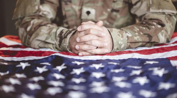 atac cu drona asupra unei baze americane din siria ucide sase luptatori kurzi aliati rezistenta islamica din irak revendica atacul