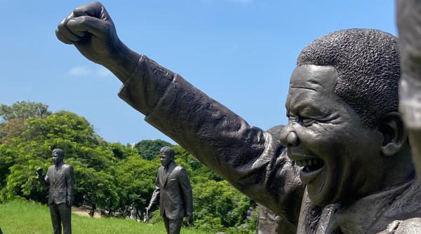 s a intamplat astazi 5 februarie nelson mandela tine ultimul sau discurs