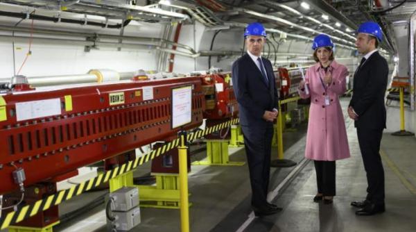 secretele a 95prc din univers ar putea fi dezvaluite de succesorul acceleratorului de particule hadron collider